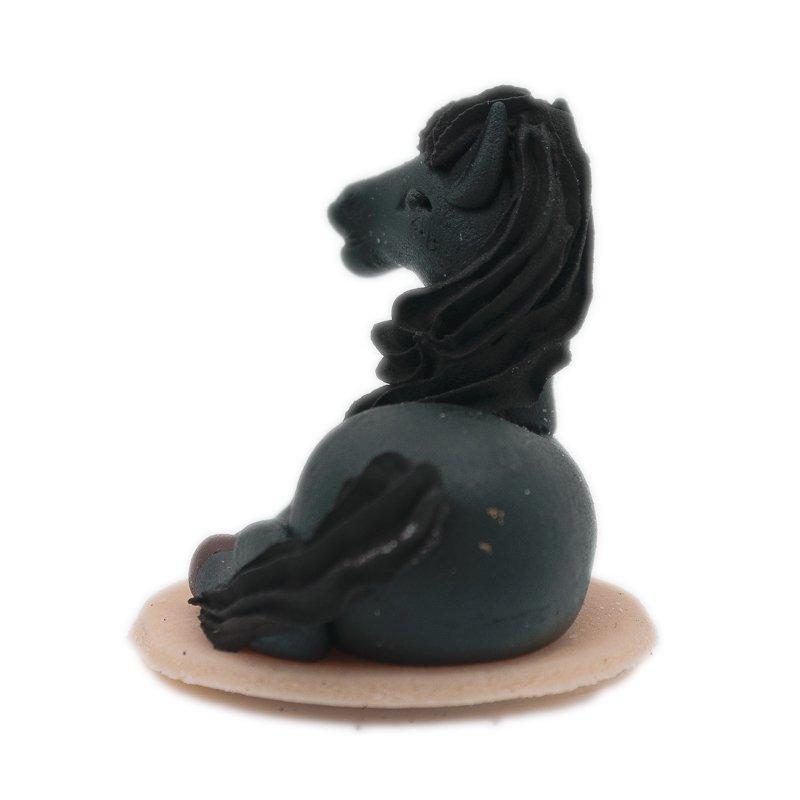 Figurina Marzipan Ponei Negru CapriceSHOP