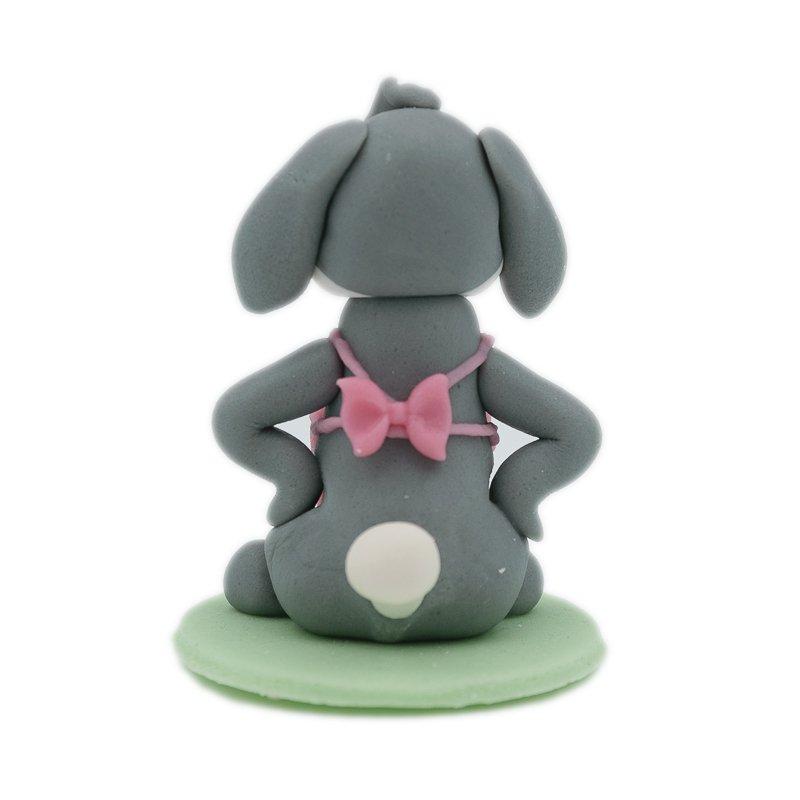 Figurina Marzipan Iepuras cu Sort Roz 50g CapriceSHOP