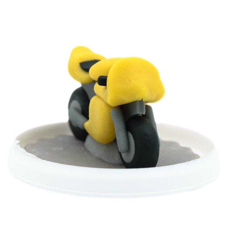 Figurina Marzipan Motocicleta Galbena 80g CapriceSHOP