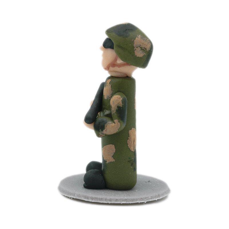 Figurina Marzipan Soldat in Camuflaj Verde CapriceSHOP